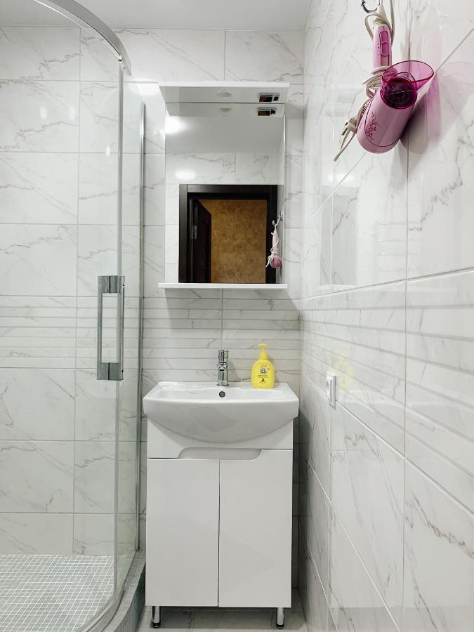 Apartment - Sobornyi Prospekt 97 Zaporizhia Luaran gambar