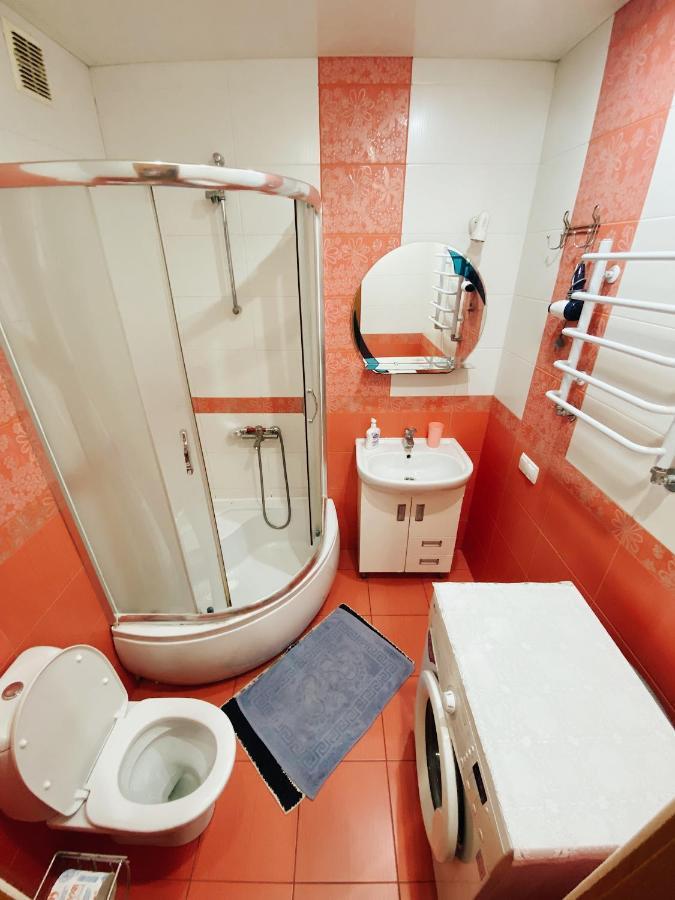 Apartment - Sobornyi Prospekt 97 Zaporizhia Luaran gambar